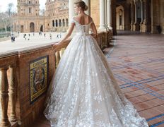 Свадебный салон ALIZA (АЛИЗА), AMELI BENYA (продажа и прокат) - фото 1