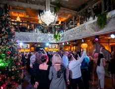 Гастропаб-караоке ОСОБНЯК, Новый год 2025 - фото 2