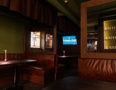 Бар Friends&dogs (Френдс&догс), Интерьер - фото 19