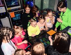 Развлекательный центр Neon park (Неон парк), Праздники - фото 5