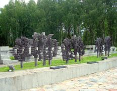 Государственный мемориальный комплекс Хатынь, Хатынь - фото 1