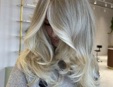 Салон красоты  I&D beauty studio (Ай&Ди бьюти студио), Работы мастера по стрижкам Рустана Туманского - фото 2