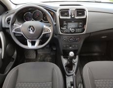 Прокат и аренда автомобилей NOLA Rent-a-Car (Нола рент-э-кар), Renault Logan 2018 - фото 3