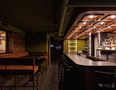 Бар Friends&dogs (Френдс&догс), Интерьер - фото 12