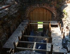 Достопримечательности Высоковский замок, Руины замка - фото 8