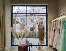 Салон свадебных, вечерних и детских нарядов Le Rina (Ле Рина), Интерьер - фото 2