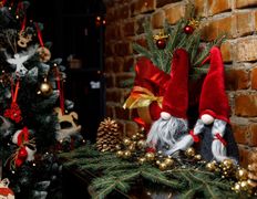 Бар-кальянная HookahPlace Lounge Bar Yakuba Kolasa (ХукаПлейс Лаунж Бар Якуба Коласа), Новогодний интерьер - фото 17