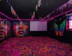 Развлекательный центр Pogruzhenie (Погружение), Neon party зона - фото 1