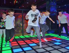 Развлекательный центр Neon park (Неон парк), Локации - фото 2