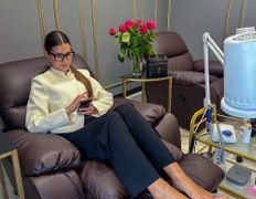 Салон красоты премиум-класса Perfection Style (Перфекшн Стайл), Маникюр и педикюр в 4 руки - фото 1