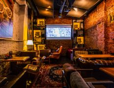 Бар-кальянная HookahPlace Lounge Bar Yakuba Kolasa (ХукаПлейс Лаунж Бар Якуба Коласа), Интерьер - фото 10