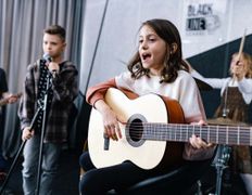 Музыкальная школа Black Line School (Блэк Лайн Скул), Занятия - фото 11