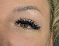 Салон красоты Lashband (Лашбэнд), Работы мастера по наращиванию ресниц Татьяны - фото 3