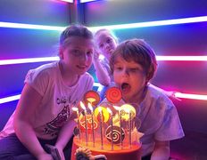 Развлекательный центр Neon park (Неон парк), Наши гости - фото 2