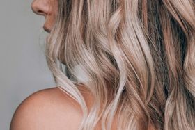 Калифорнийское мелирование: модный штрих для яркого образа