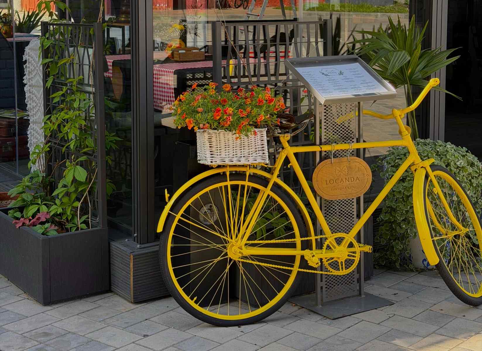 Ресторану Locanda Бабушка Chic исполняется один год: гостей ждут подарки, музыка и итальянская атмосфера
